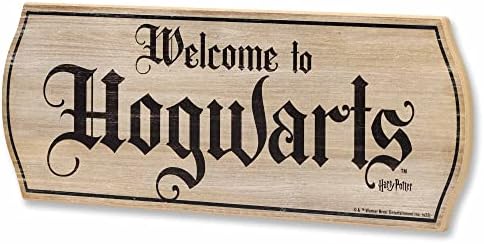Harry Potter Welcome to Hogwarts Wood Wall Decor Banner Sign